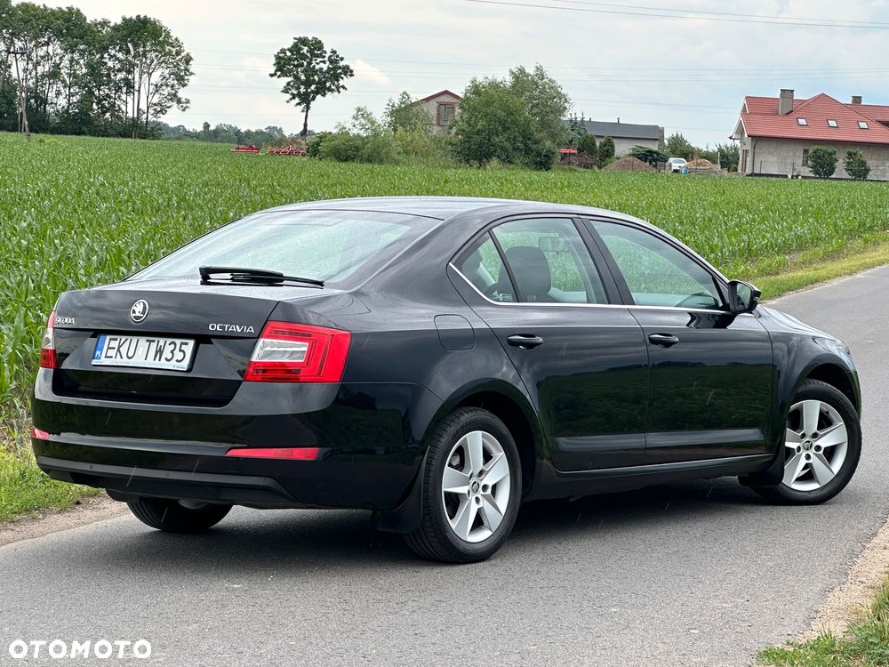 Skoda Octavia 1.6 TDI Ambition - 17