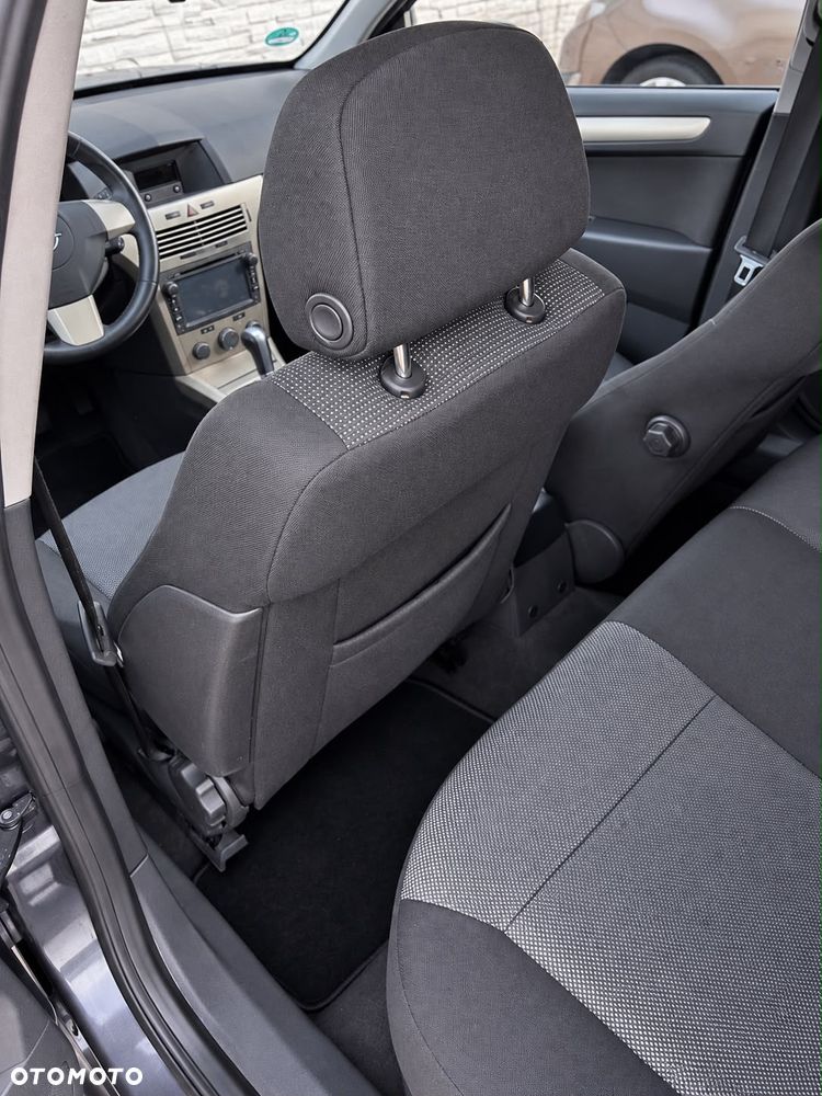 Opel Astra 1.9 CDTI DPF Automatik Cosmo - 18