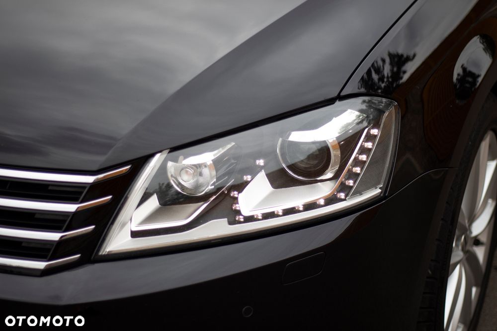 Volkswagen Passat 1.8 TSI Highline - 9