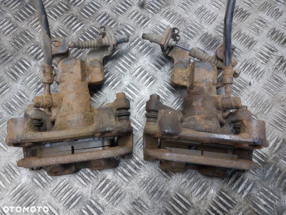TARCZE HAMULCOWE TYŁ + KLOCKI + ZACISKI PIASTY MAZDA 6 I GG GY - 8