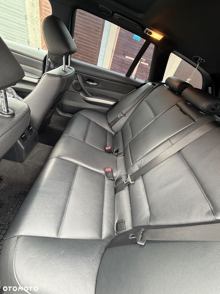 BMW Seria 3 325xi - 8