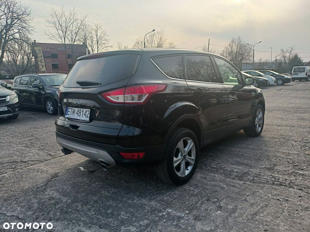 Ford Kuga 1.6 EcoBoost 2x4 Titanium - 14