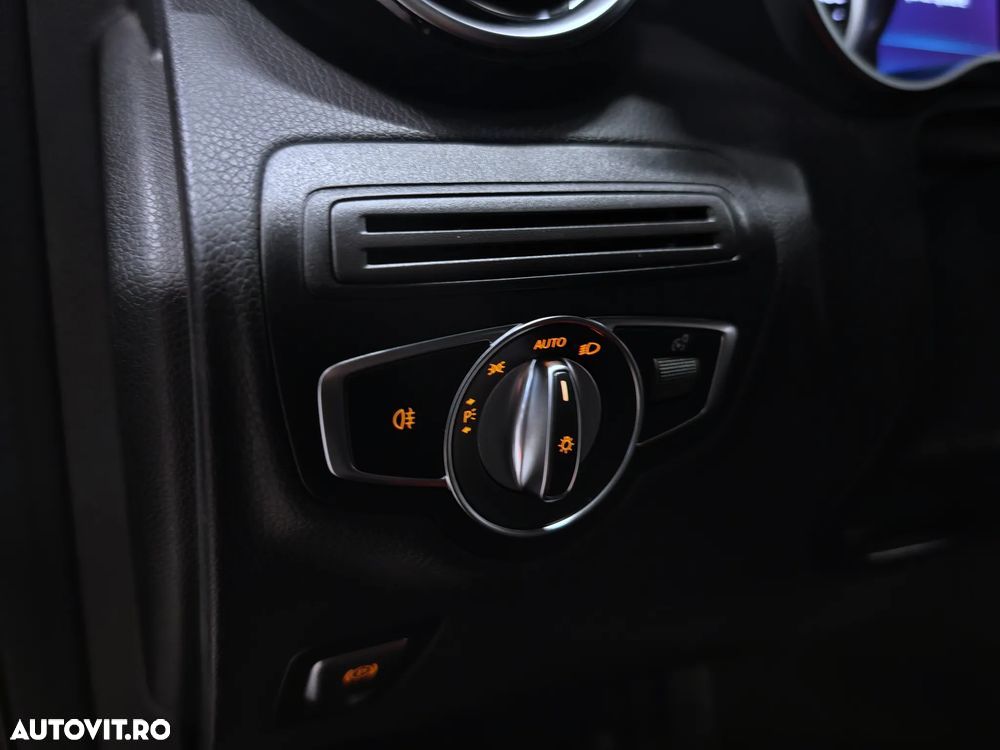 Mercedes-Benz GLC 300 de 4Matic 9G-TRONIC - 13