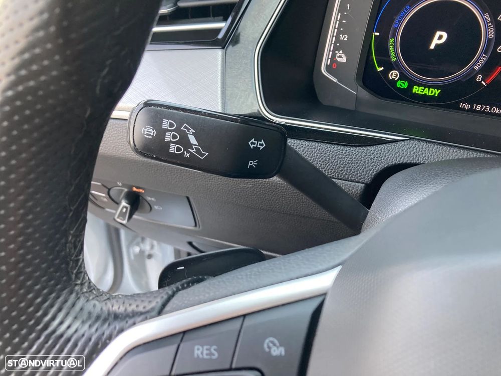 VW Passat Variant 1.4 TSI GTE Plug-in - 18