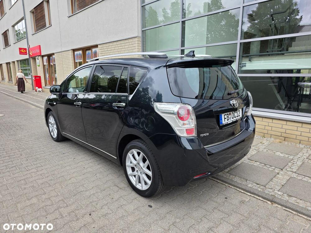 Toyota Verso 1.8 5-Sitzer Executive - 5