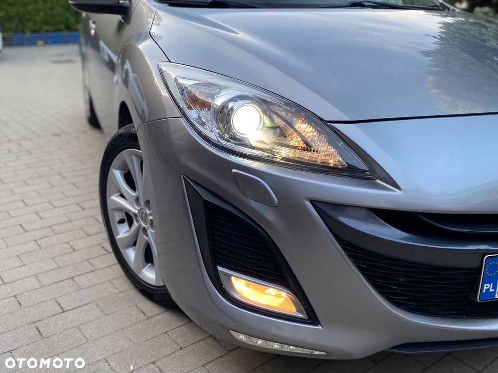 Mazda 3 1.6 Exclusive + - 21