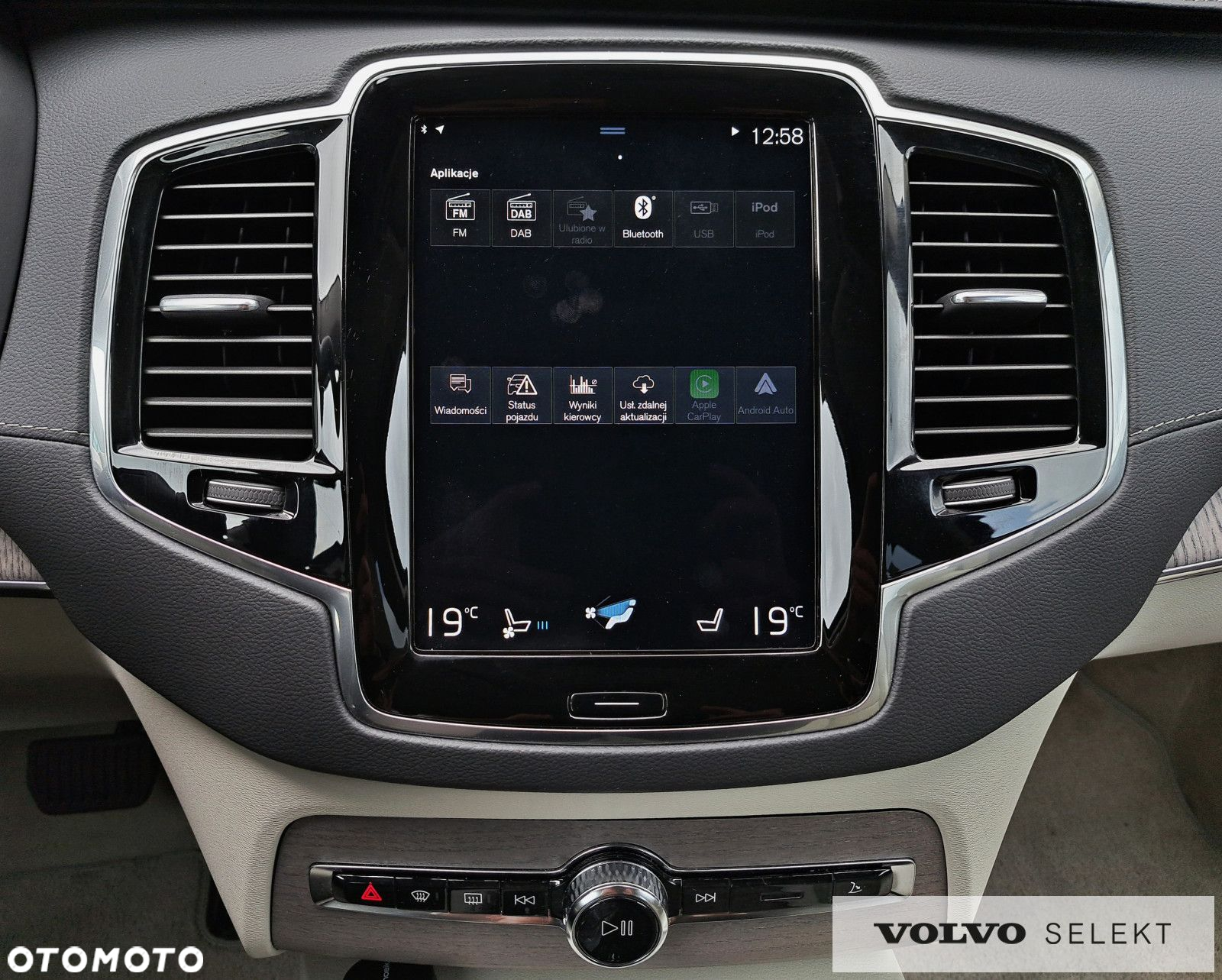 Volvo XC 90 - 21