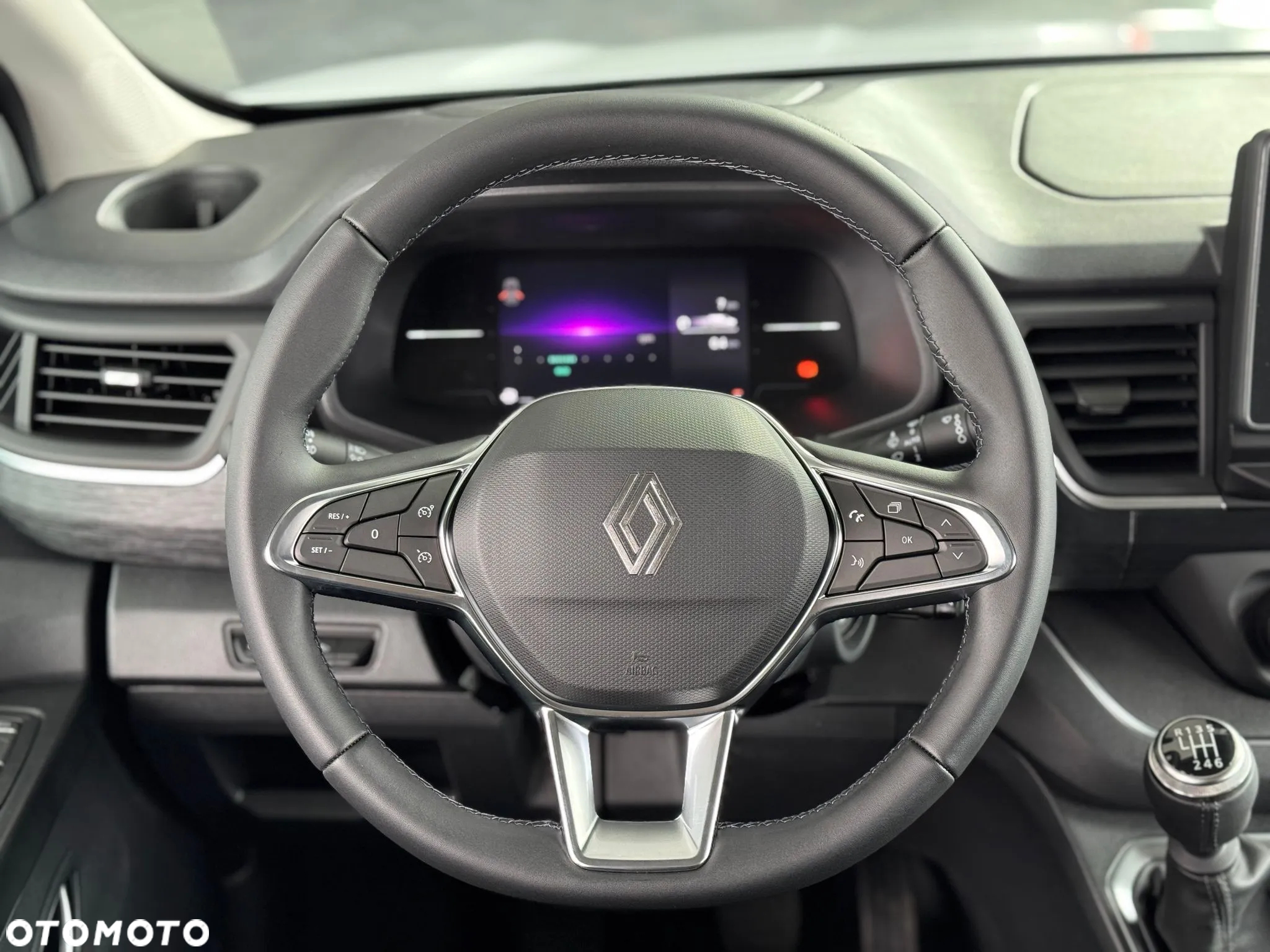 Renault Trafic - 10