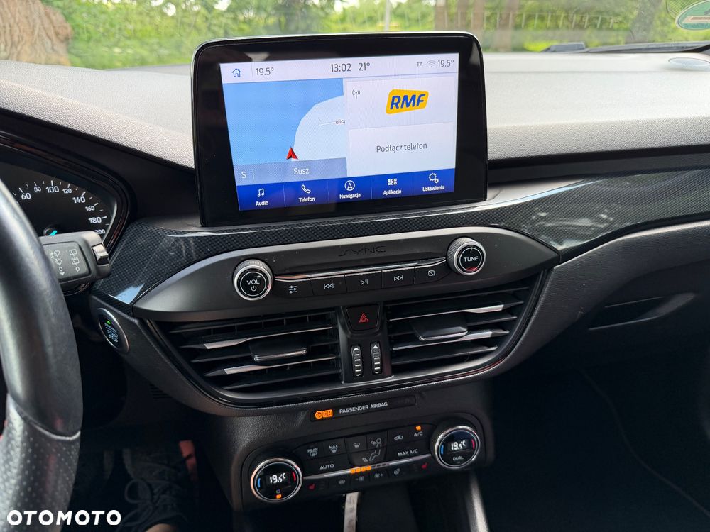 Ford Focus 1.5 EcoBlue Start-Stopp-System ST-LINE - 17