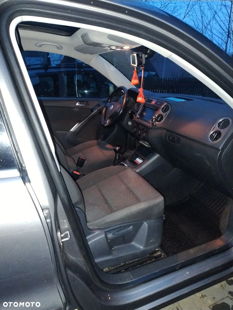 Volkswagen Tiguan - 3