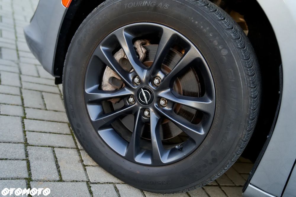 Chrysler Pacifica - 9