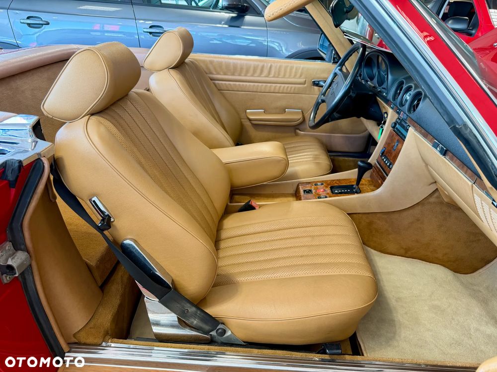 Mercedes-Benz SL - 26