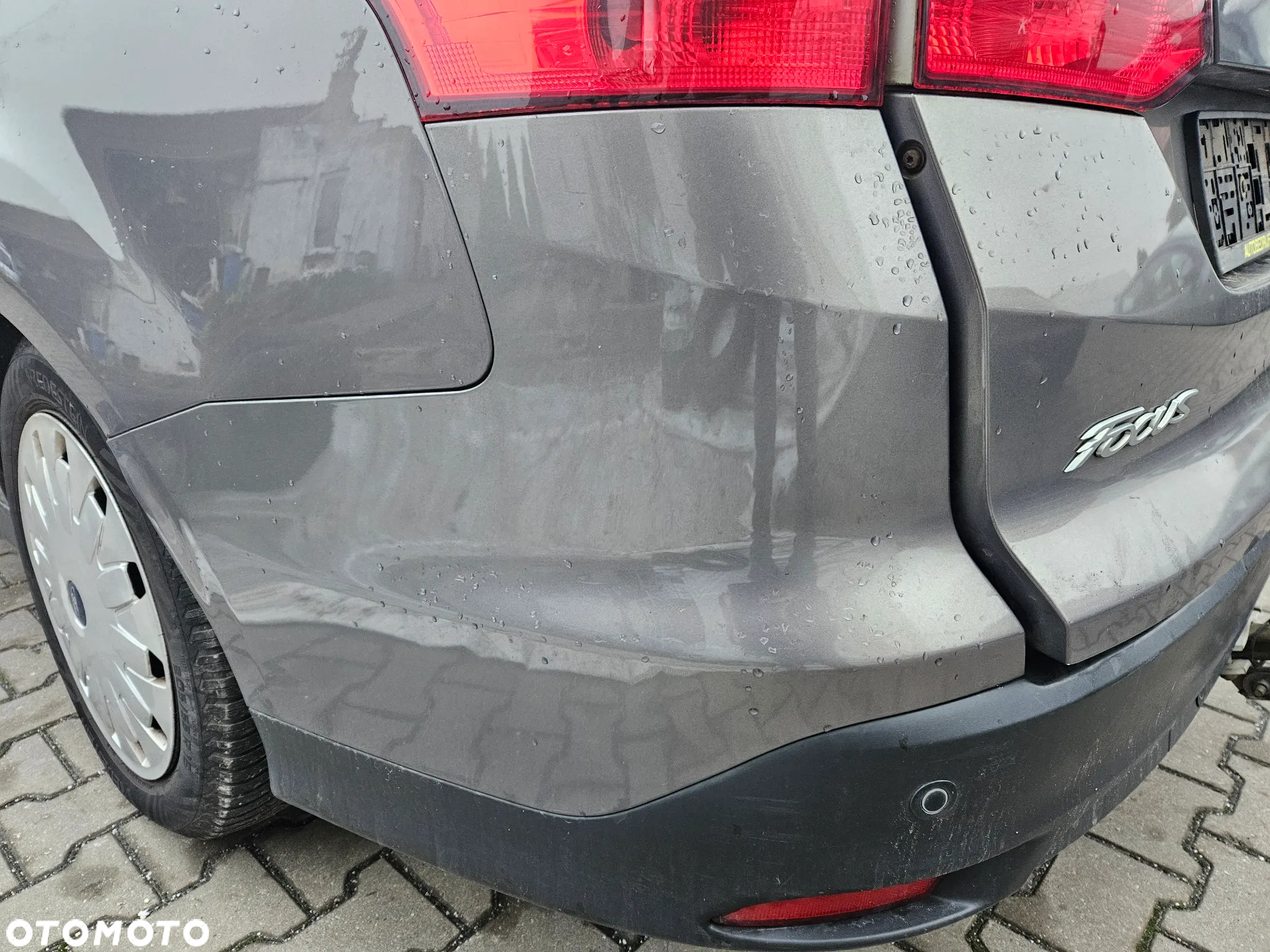 Ford Focus MK3 III kombi  zderzak tył tylny PDC VB - 4