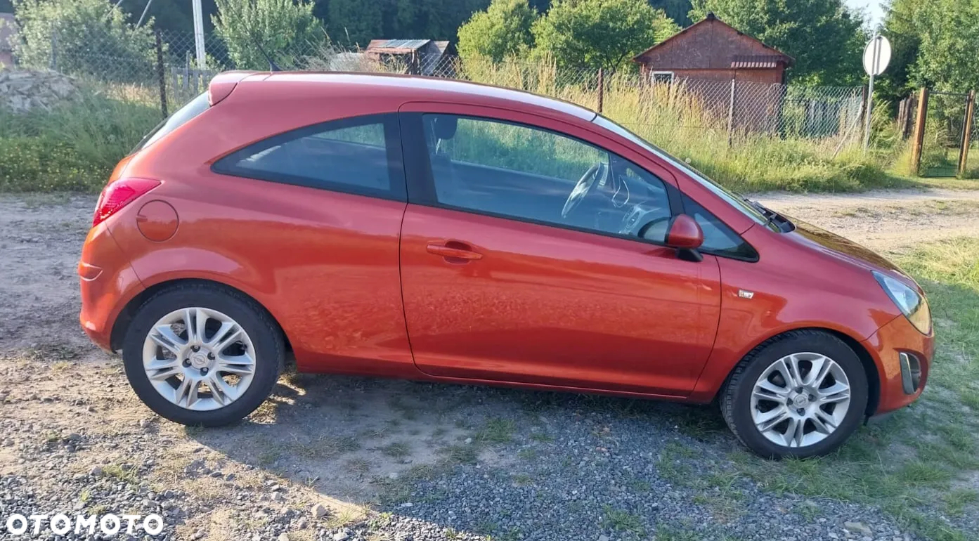Opel Corsa 1.2 16V Edition / Active - 6