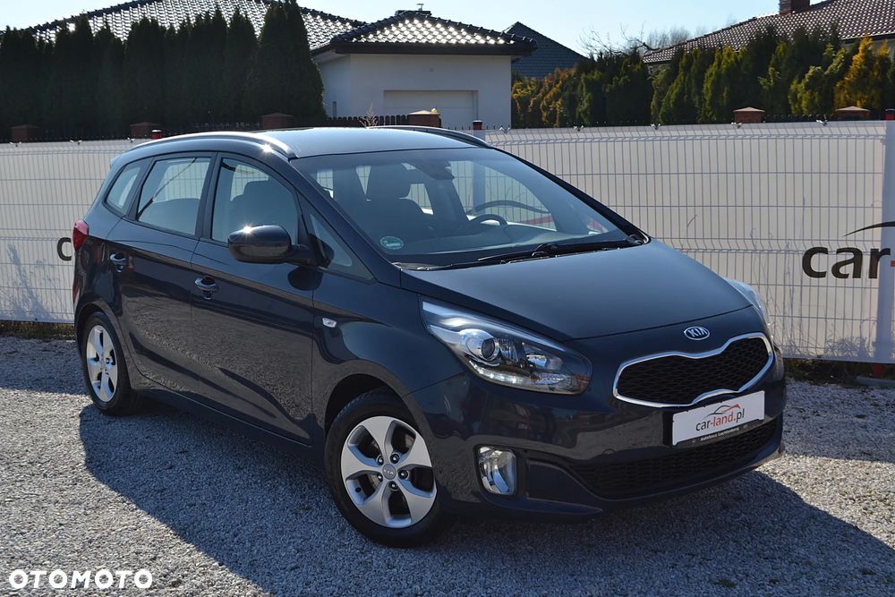 Kia Carens 1.6 GDI Dream Team Edition - 2