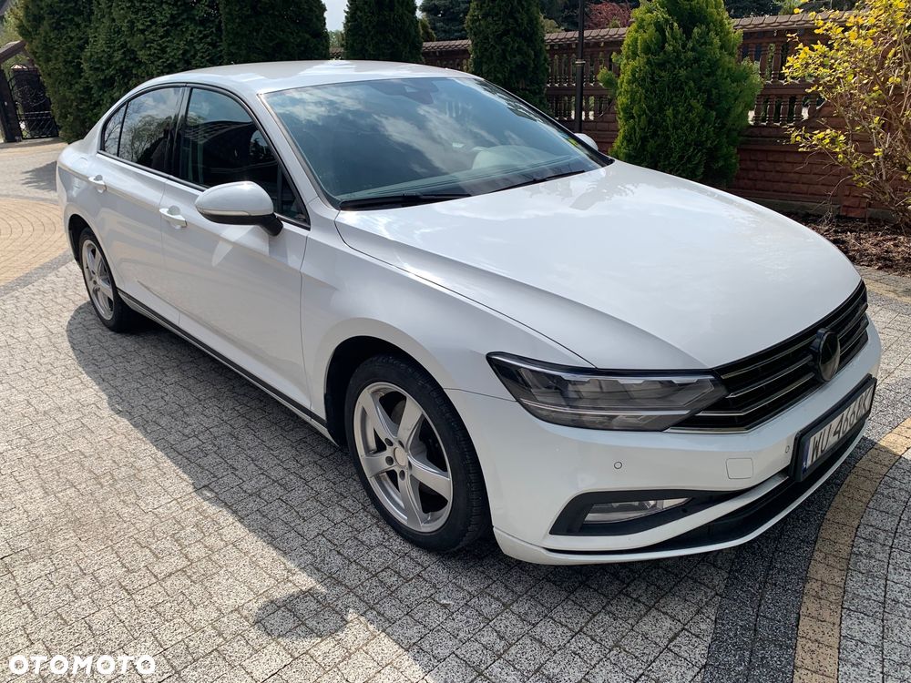 Volkswagen Passat 2.0 TDI SCR Comfortline - 20