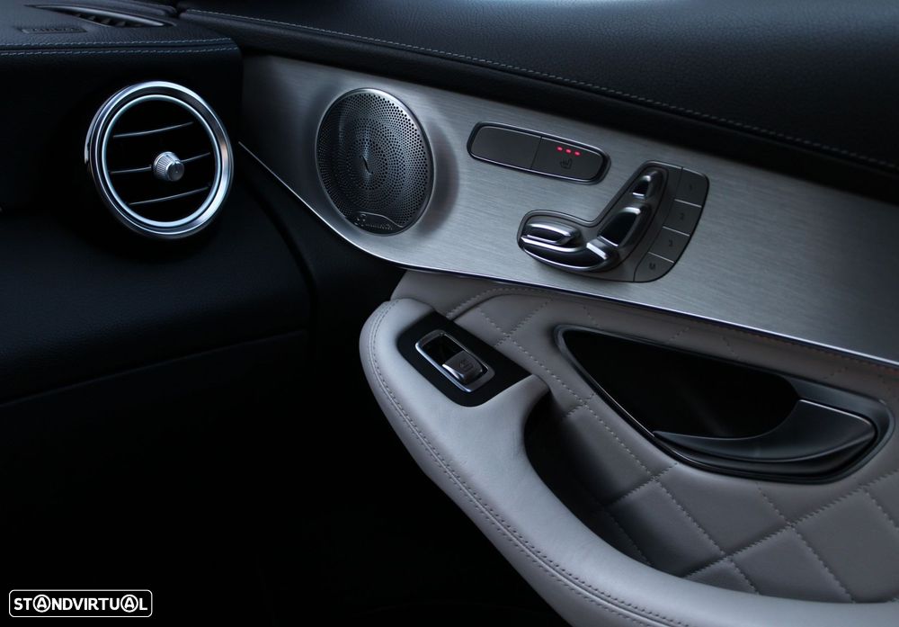 Mercedes-Benz GLC 220 d 4Matic 9G-TRONIC AMG Line - 33