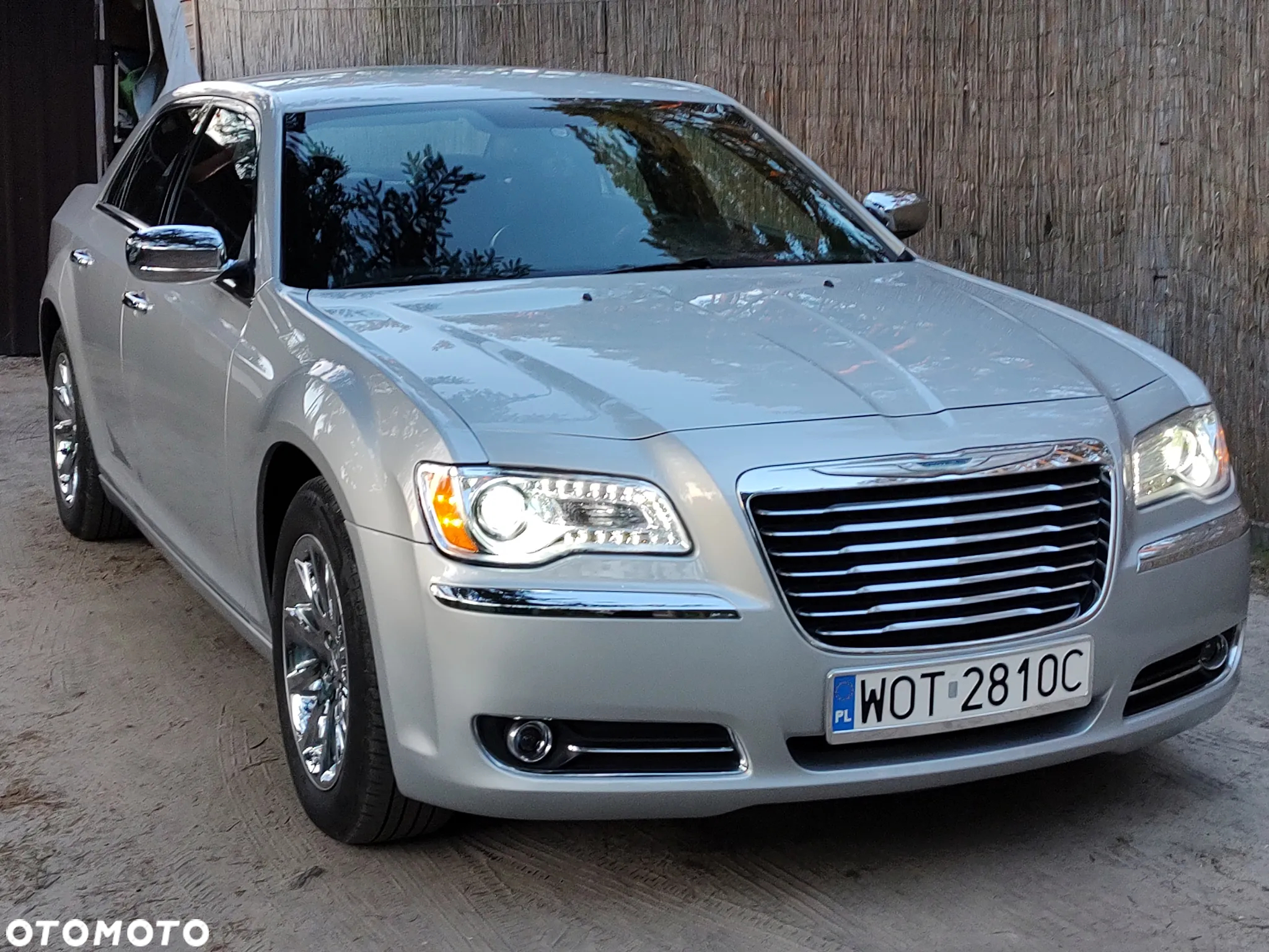 Chrysler 300 - 16