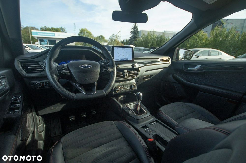 Ford Kuga - 17
