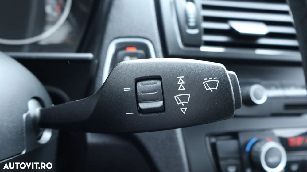 BMW Seria 1 118d Aut. - 18