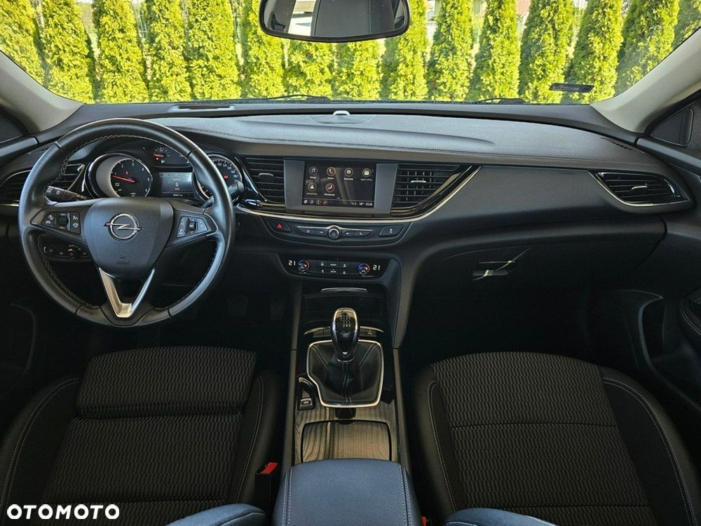 Opel Insignia - 27