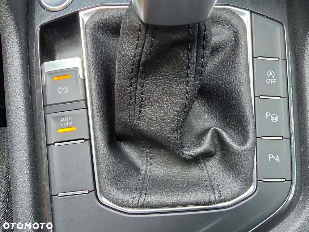 Volkswagen Tiguan 2.0 TDI SCR DSG ACTIVE - 25