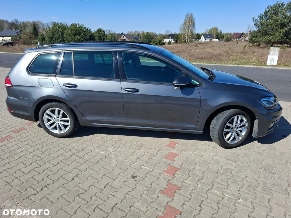 Volkswagen Golf 2.0 TDI (BlueMotion Technology) Comfortline - 30