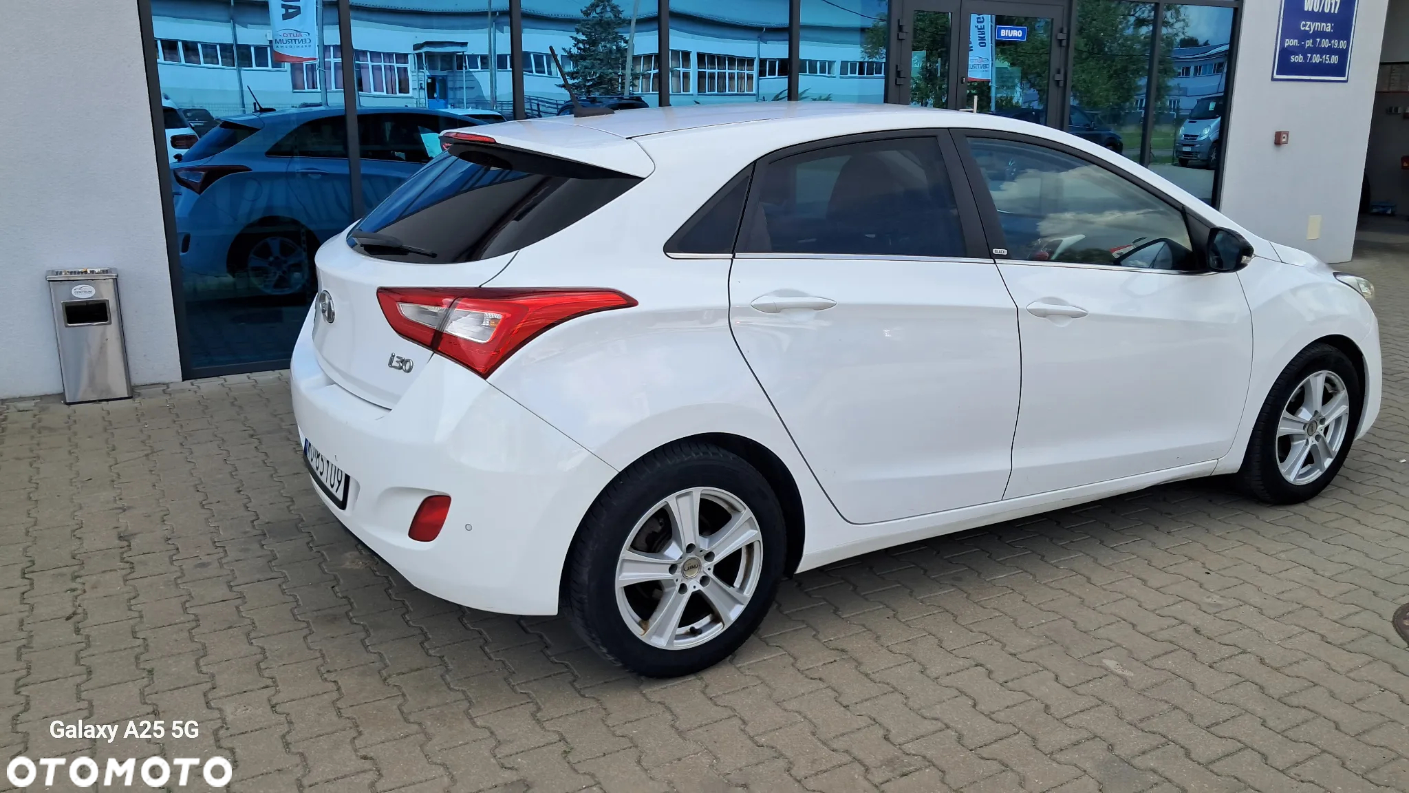 Hyundai i30 1.6 CRDi BlueDrive Comfort - 3