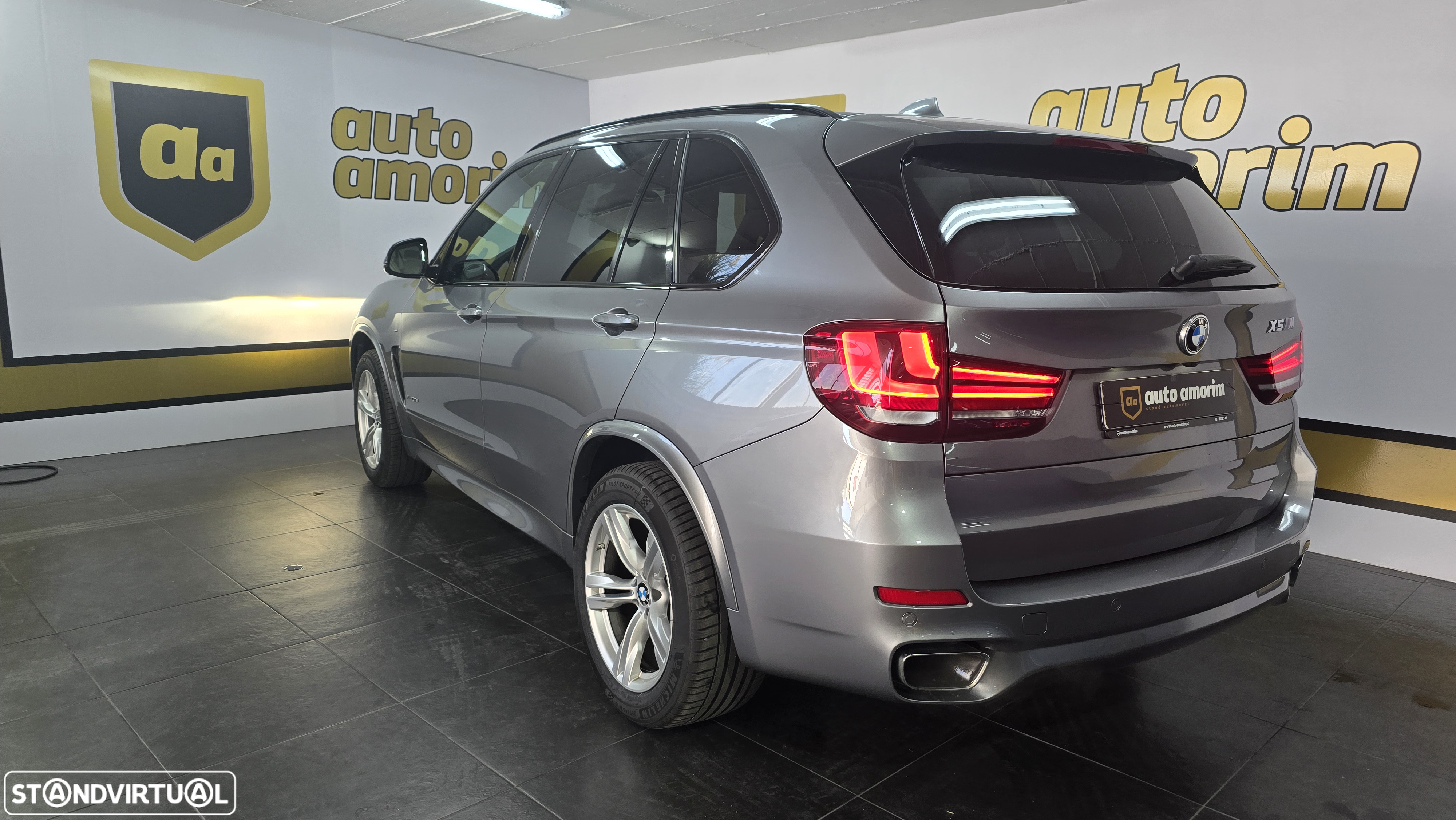 BMW X5 30 d xDrive Pack M - 9