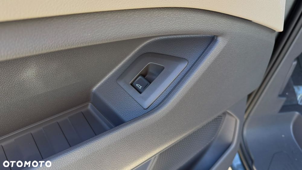 Volkswagen Multivan 2.0 TDI L2 Life DSG - 18