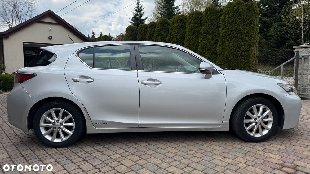Lexus CT 200h Elegance - 2
