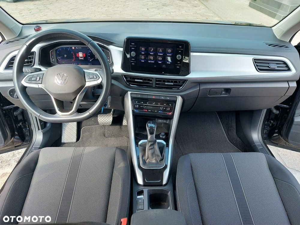 Volkswagen T-Roc - 17