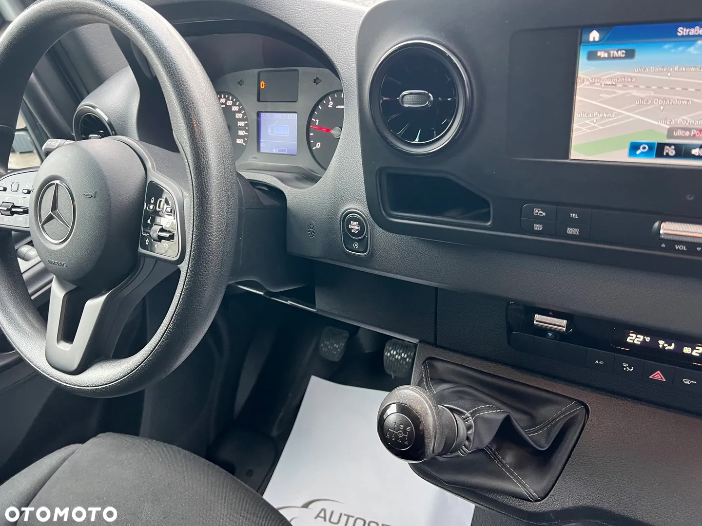 Mercedes-Benz Sprinter - 29
