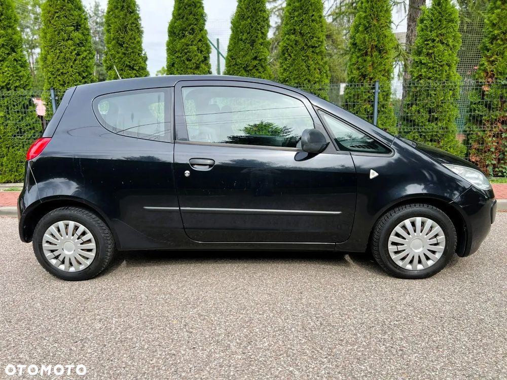 Mitsubishi Colt - 25