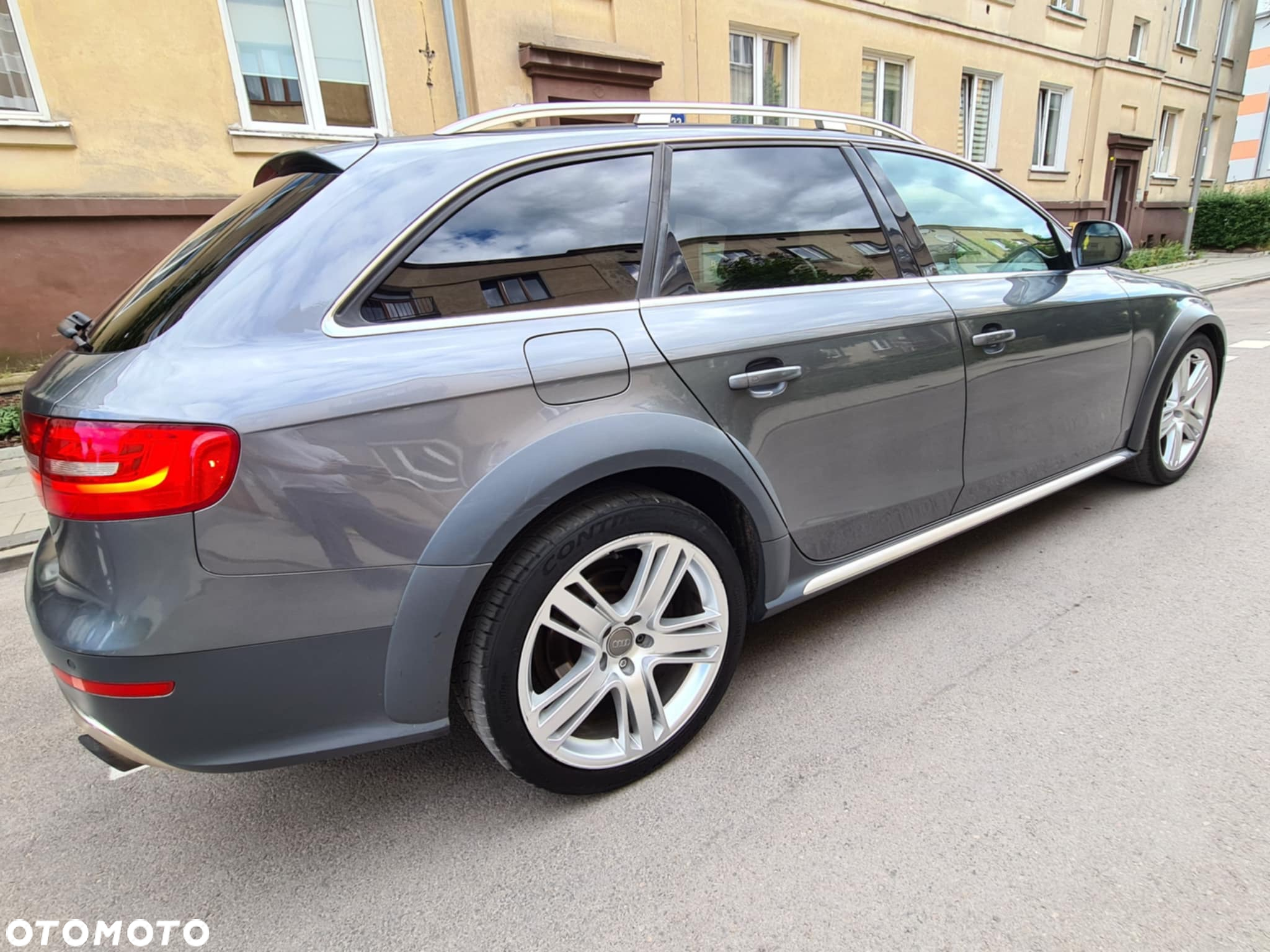 Audi A4 Allroad quattro 2.0 TFSI S tronic - 12