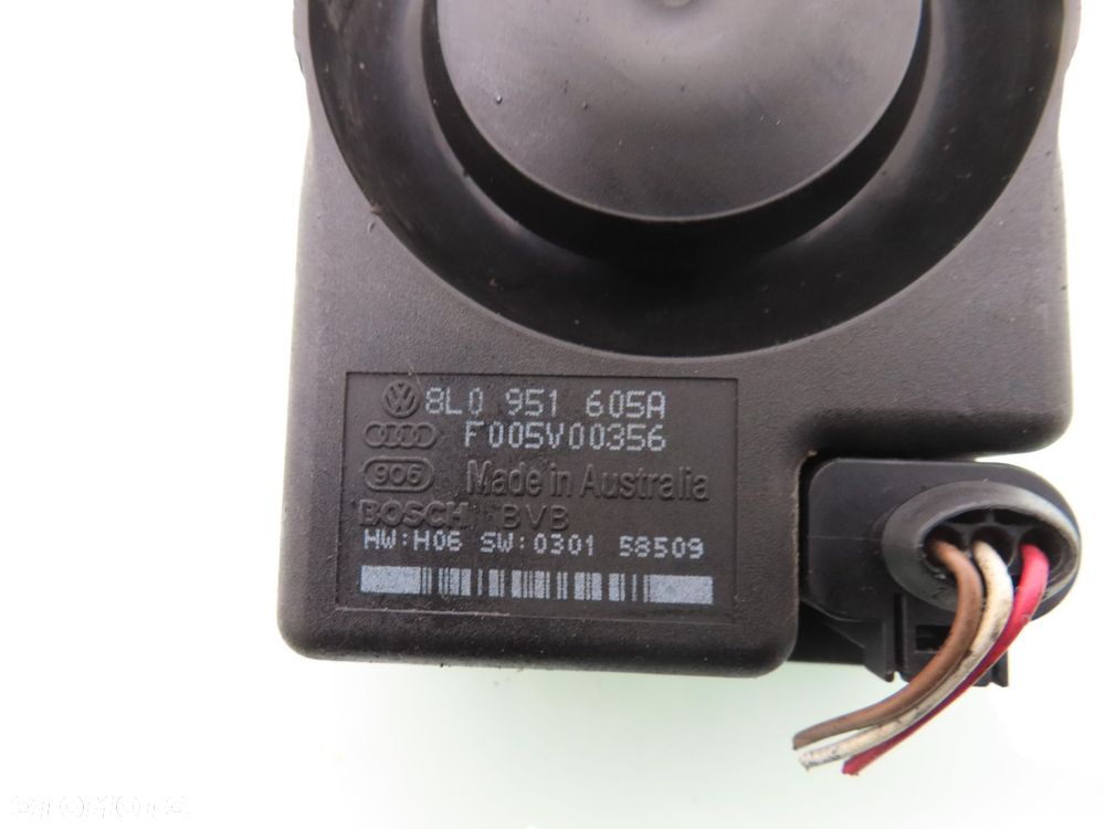 SYRENA ALARMU AUDI A8 D3 8L0951605A - 4