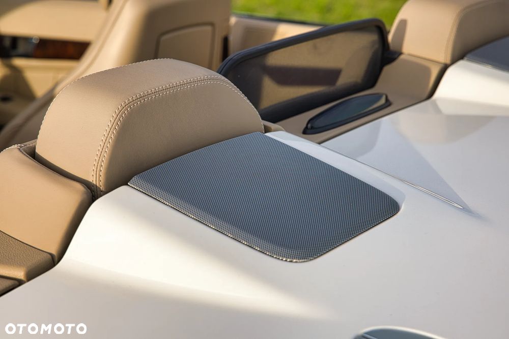 Mercedes-Benz Klasa E 350 CGI BlueEffICIENCY - 22