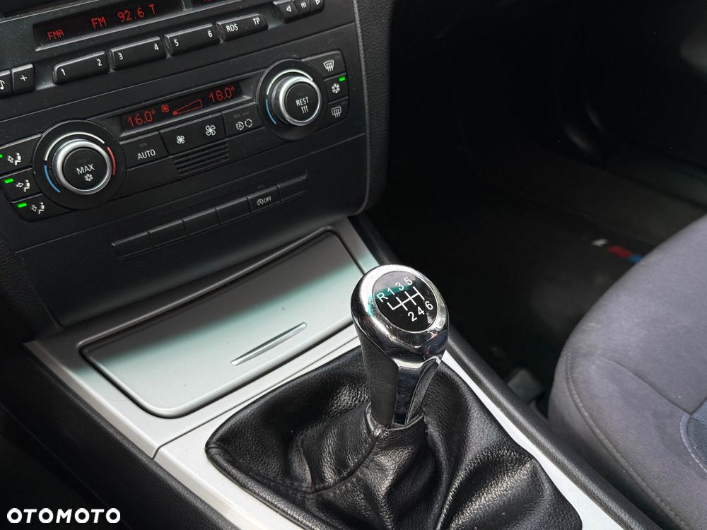 BMW Seria 1 118d - 18