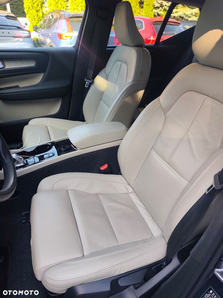 Volvo XC 40 - 9