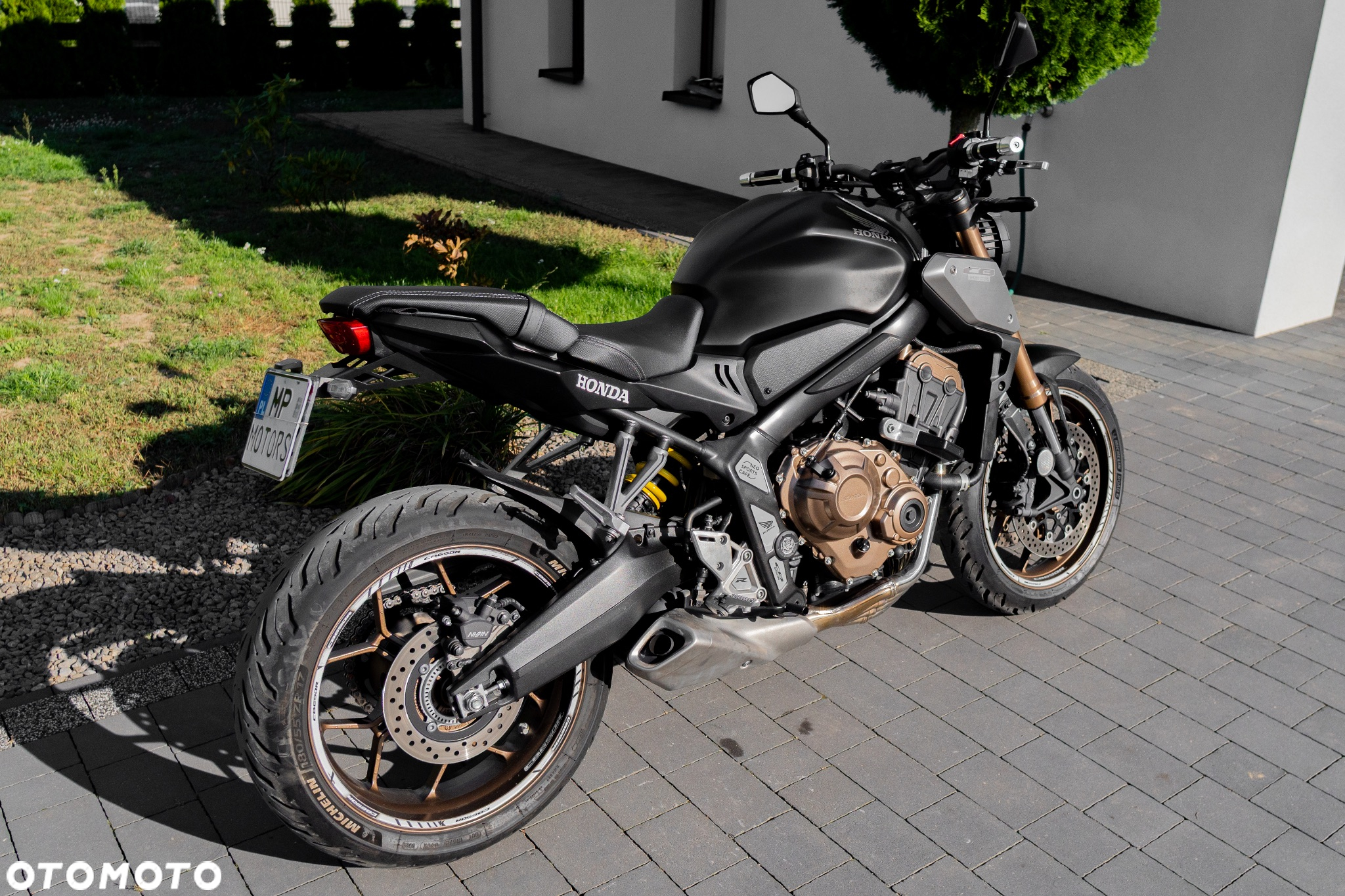 Honda CB - 4