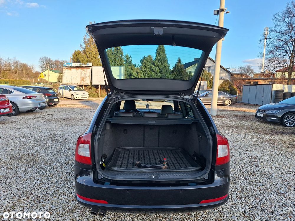 Skoda Octavia 2.0 TDI RS DSG - 12