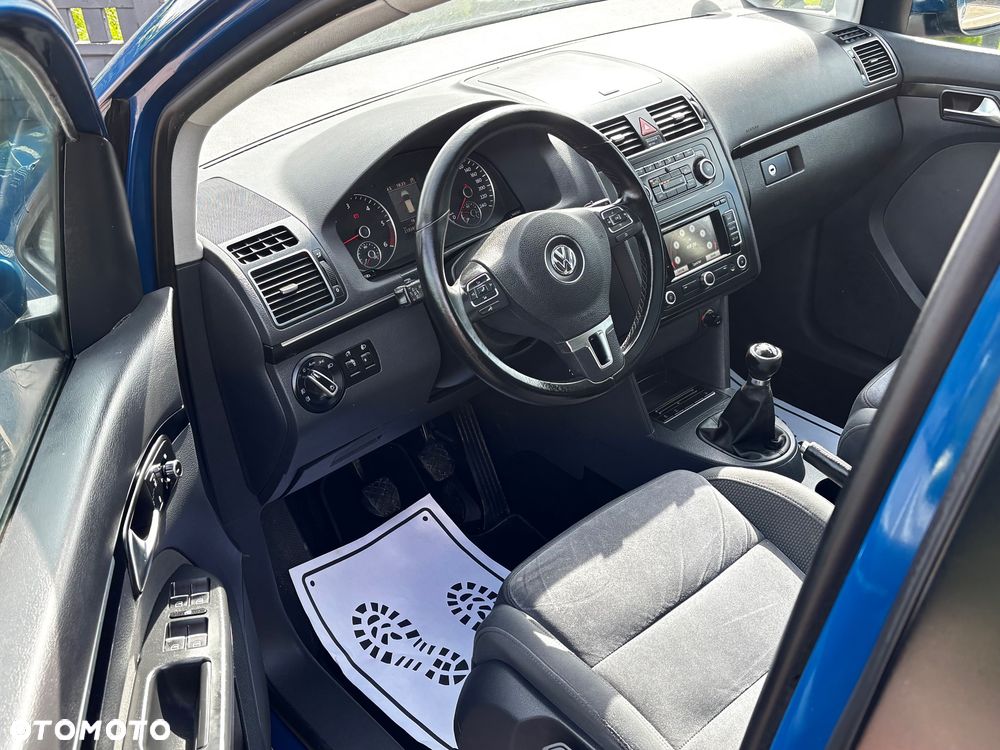 Volkswagen Touran 2.0 TDI DPF BlueMotion Technology Highline - 21