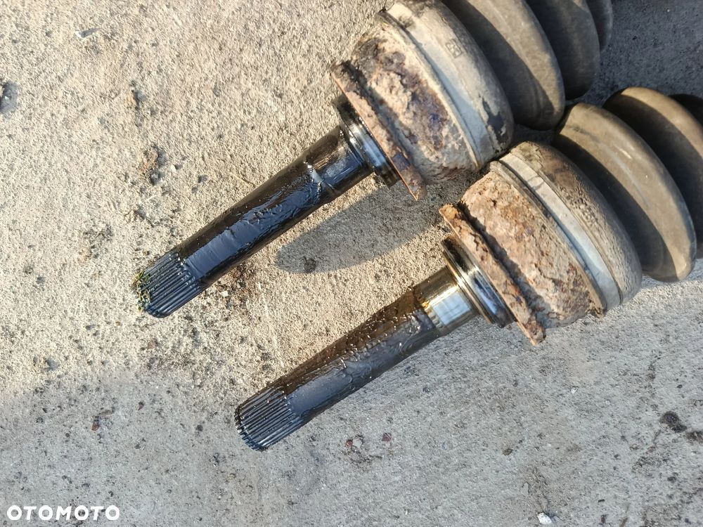 Półoś półosie prawa lewa Galloper Pajero 2.5 - 3