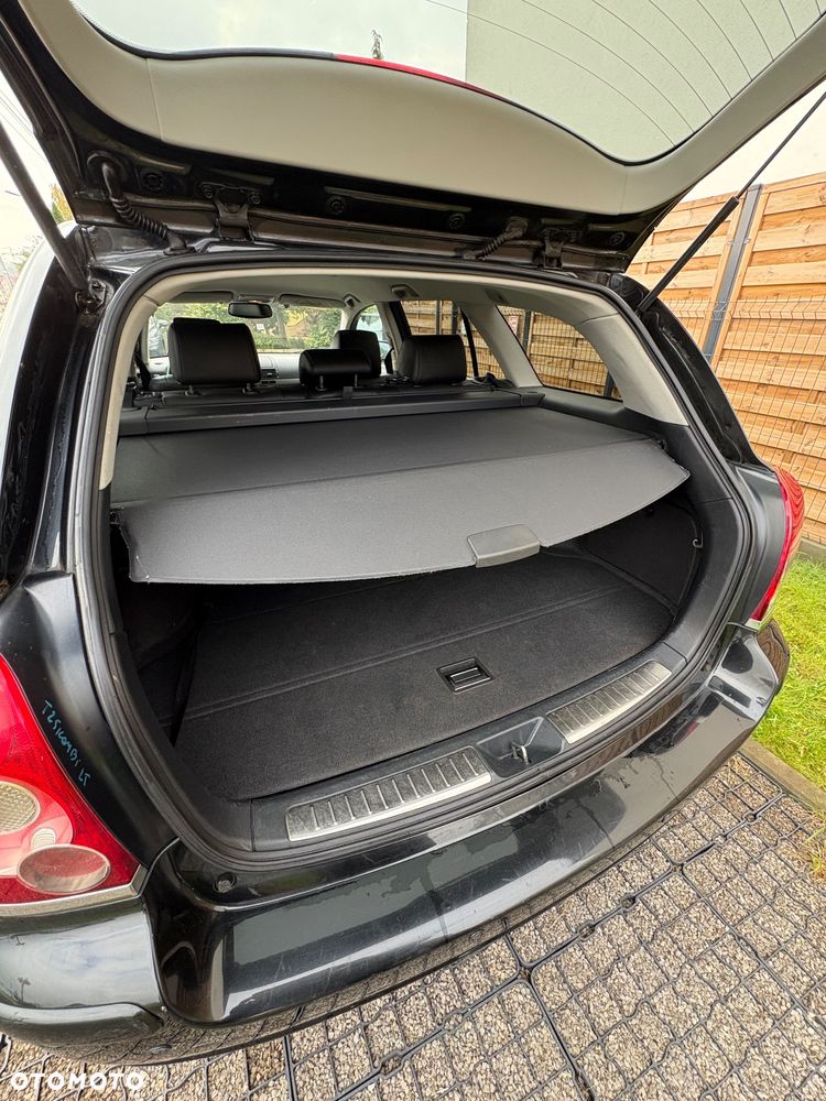 Toyota Avensis 2.0 VVT-i Sol - 6