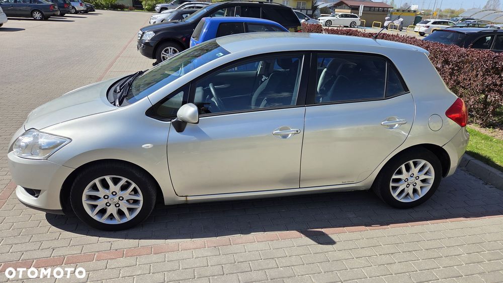 Toyota Auris 2.0 D-4D - 3