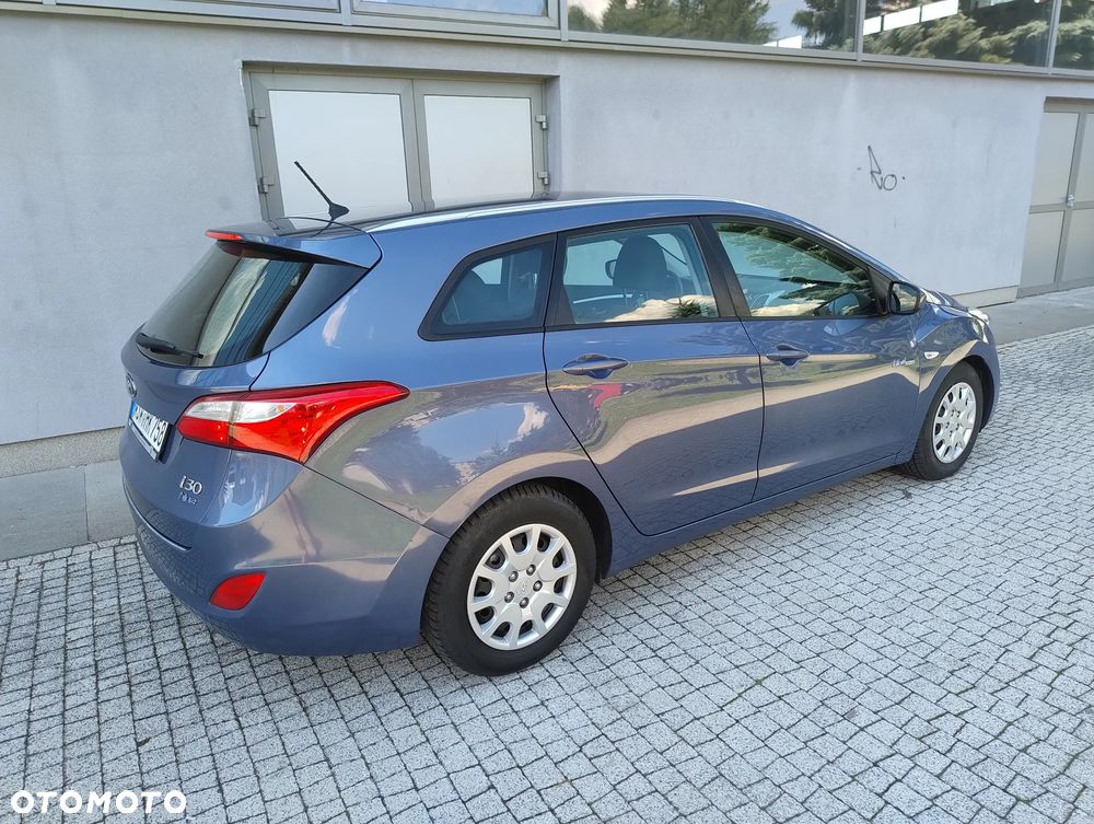 Hyundai i30 1.6 Trend - 3