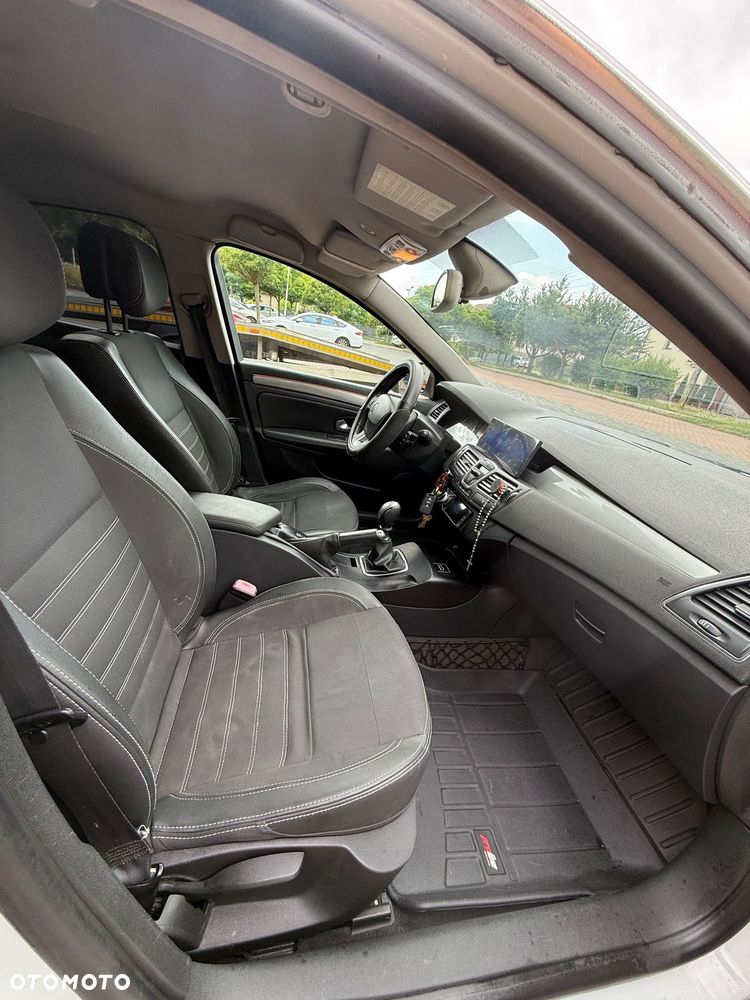 Renault Laguna 1.5 dCi Authentique - 12