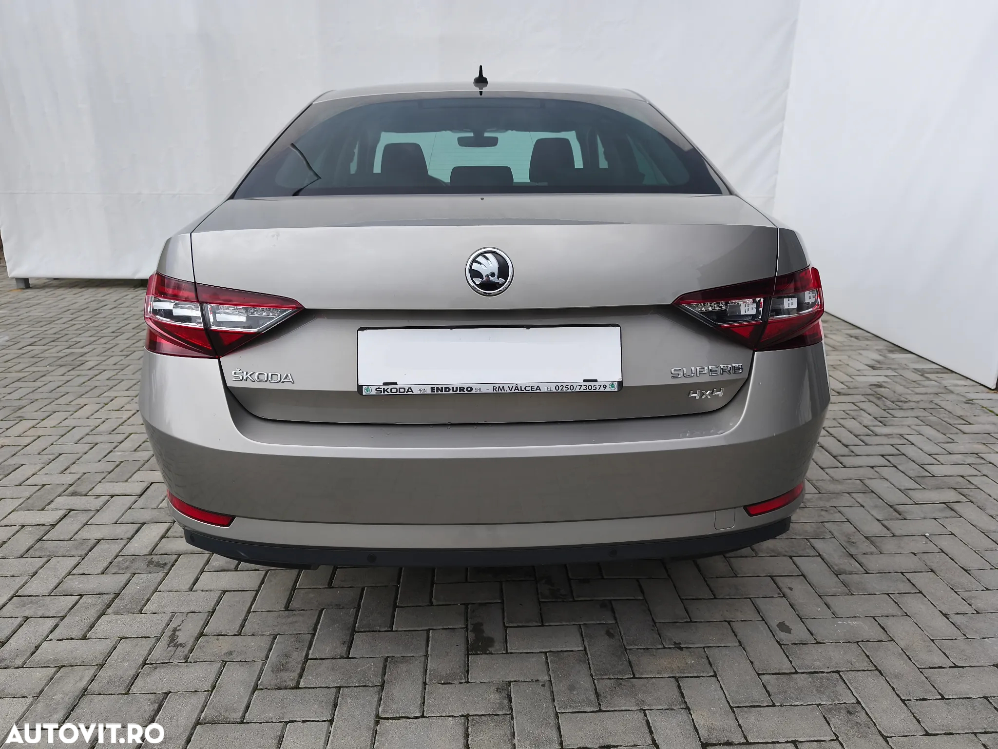 Skoda Superb 2.0 TDI 4X4 Ambition - 5