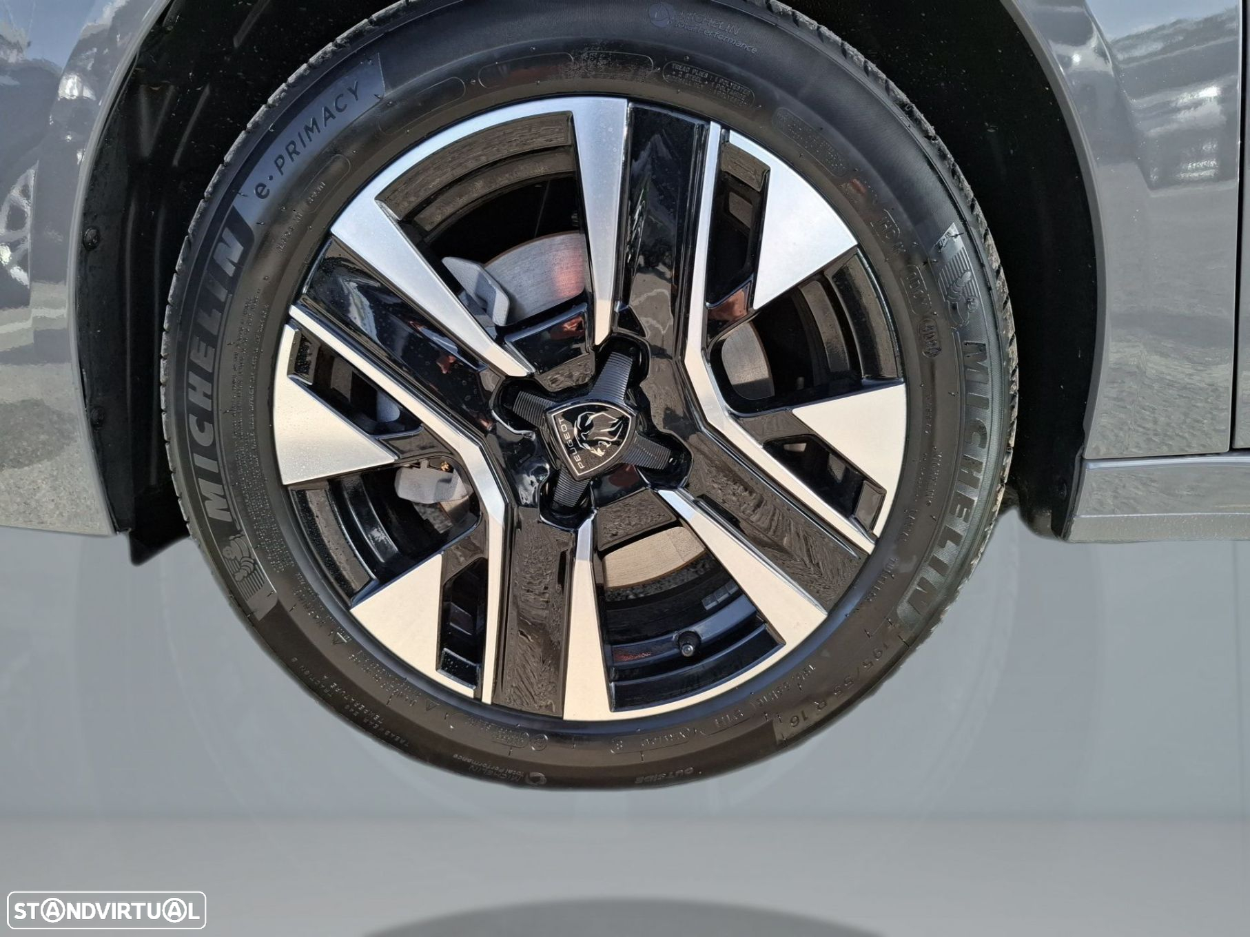 Peugeot 208 1.2 Hybrid Allure e-DCS6 - 24