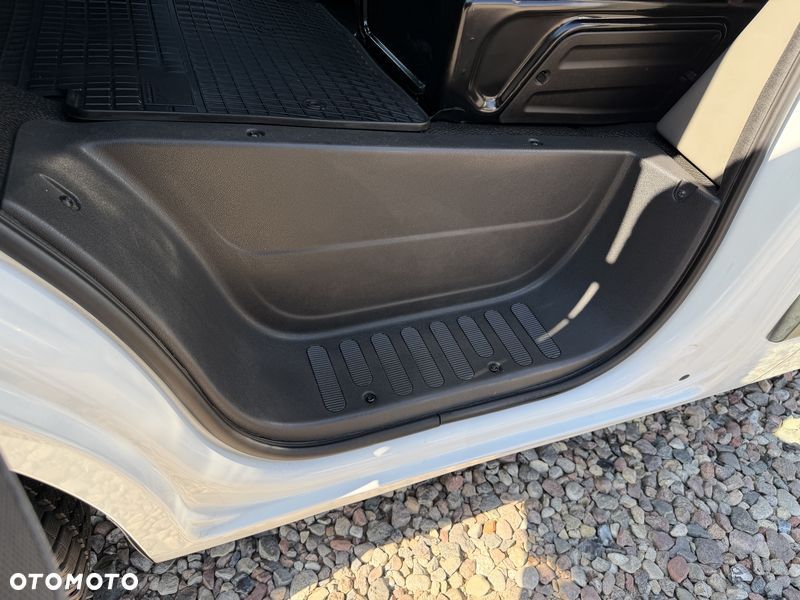 Renault MASTER MAXI L3H2 DOKA 7os. ORYGINAŁ CARPOL VAN MINIBUS Duża Ładowność 1205kg Zabudowa paki+ półki modułowe Bott, Trwały MOCNY SILNIK 2.3dCi 130KM Rozrząd na Łańcuchu! Zabudowa z wnęką na transport el. do 3700mm! Niski udokumentowany przebieg tylko 107tys.km SERWIS ASO RENAULT - 36